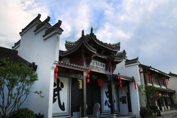 张默君嫁给邵元冲的三个条件：海外留学，拜丞相之位，封将军之号